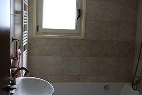 Immaculate 3-bed House in Pentakomo