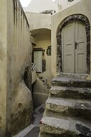 Exi Castle Suites
