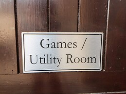 The Tom Wragg Suite