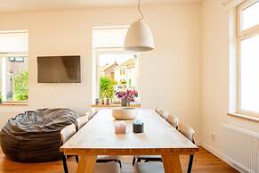 Charming Villa Near Maastricht and Hillside