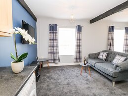 3 Kings Mews