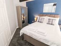 3 Kings Mews