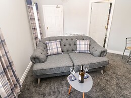 3 Kings Mews