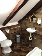 Athos Guesthouse