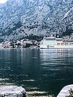 Athos Guesthouse