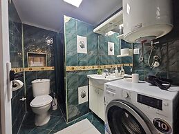 Athos Guesthouse