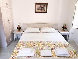 Athos Guesthouse