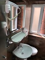 Athos Guesthouse