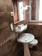 Athos Guesthouse