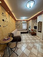 Athos Guesthouse
