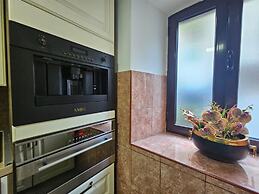 Athos Guesthouse