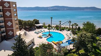 The Holiday Resort Hotel - All inclusive
