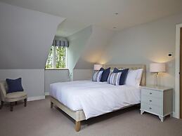 3 The Drive, Hillfield Village