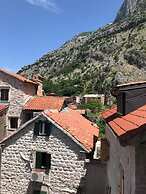 Puerta Apartments