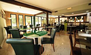 HOTEL QUERINI - Essential Business Hotel, Sandrigo