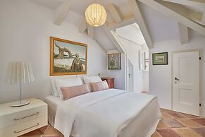 LUXURY VILLA 44