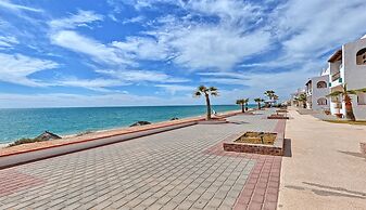 Paradise Villa 19 by Kivoya