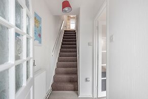 Tms Lovely 3 Bed House-tilbury-free Parking