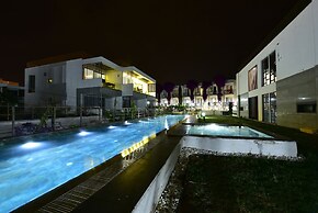 Ala Grand Residence