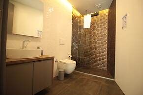 Ala Grand Residence