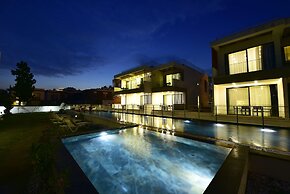 Ala Grand Residence