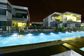 Ala Grand Residence