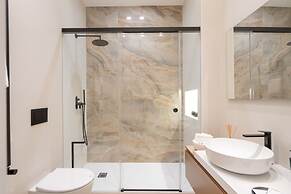LA BANCHINA   LUXURY  SUITES