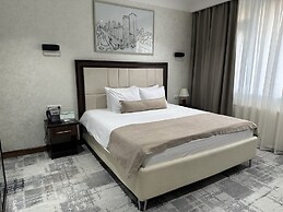 Green Park Hotel