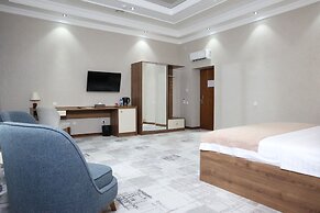 Green Park Hotel