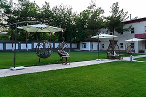 Green Park Hotel