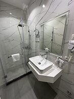 Green Park Hotel