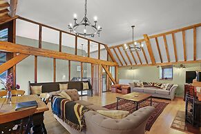 Chestnut Barn Runham 1880's Barn Conversion