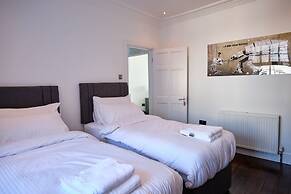 Impeccable 6-bed House in Ramsgate, Harbour Views