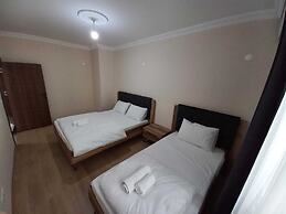 Kivanc Residence