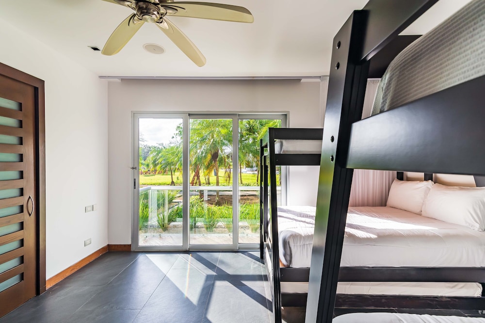 Mareazul Beach Condos Playa Del Carmen