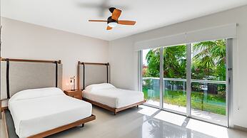 Mareazul Beach Condos Playa Del Carmen