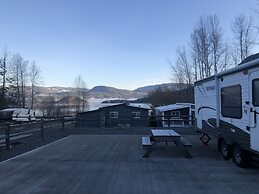 Blind Bay Resort