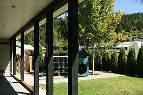 Blind Bay Resort