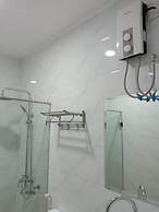 Meaco Royal Hotel- Lucena