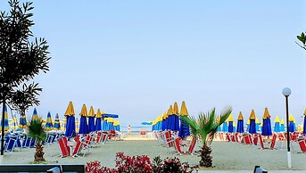 Big Apartment by the sea in Durres