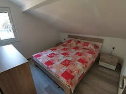 Apartment 2 Near the sea