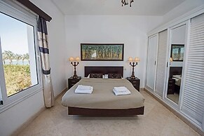Charming Villa in El Gouna with Pool