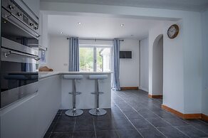 Tucking Mill - 3 Bedroom - Stepaside