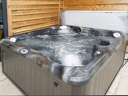 Starling Lodge