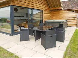 Starling Lodge