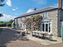 Ystrad Bach