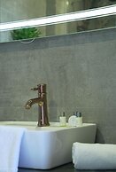 Homey Airport Hotel