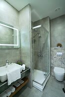 Homey Airport Hotel