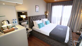 Homey Airport Hotel