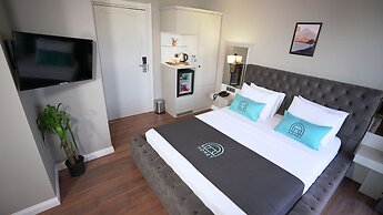 Homey Airport Hotel